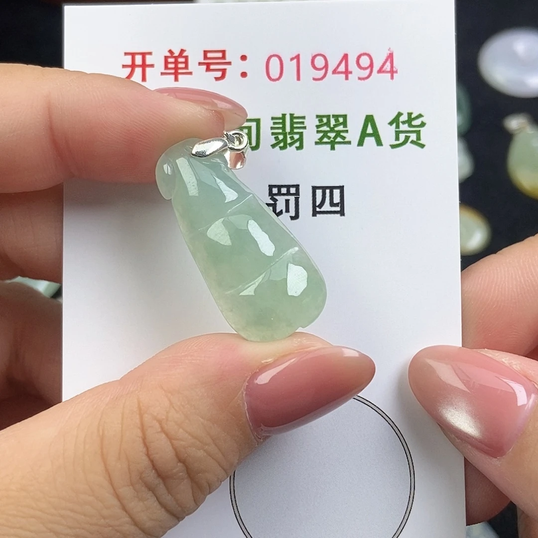 翡翠未镶嵌颈饰天然