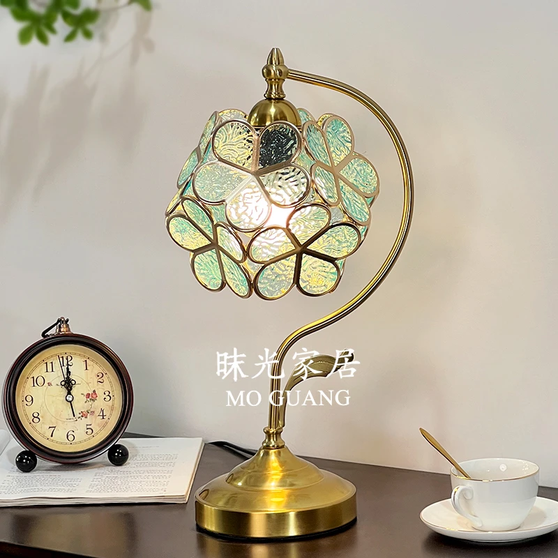2025新款台灯美式复古蒂凡尼民国风卧室书房床头花瓣护眼装饰台灯