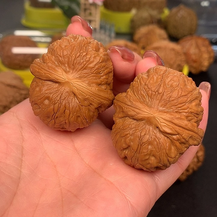 文玩核桃吊坠中****✨11元宝