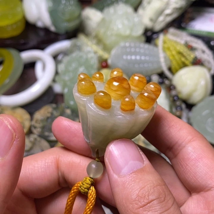 岫玉未镶嵌岫玉挂件