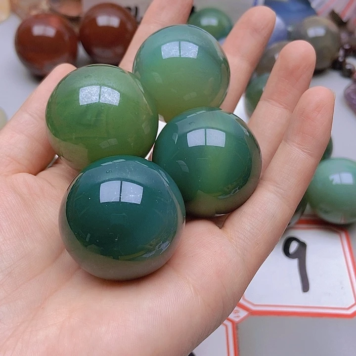 【闪购商品】玛瑙/玉髓未镶嵌珠宝半成品从**北