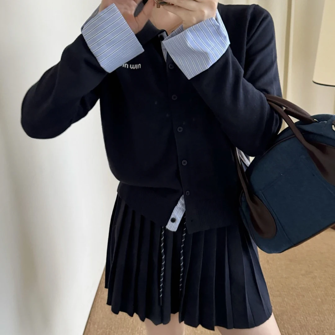 KW【min感】南油欧货设计款女装学院风减龄针织开衫+百褶半身裙