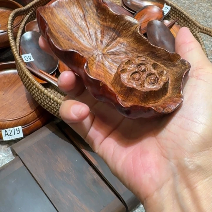交趾黄檀（大红酸枝）酸枝荷叶茶则