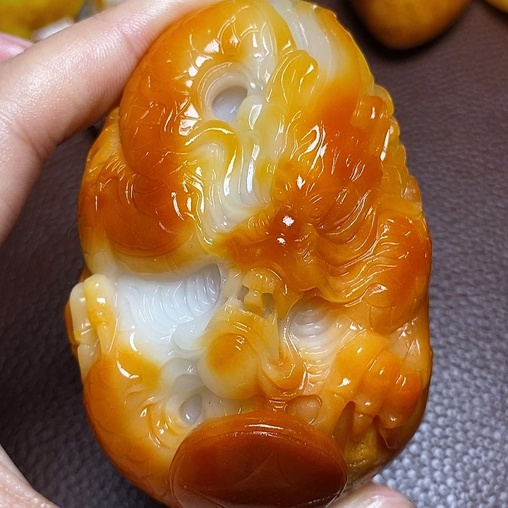 马****和田玉未镶嵌颈饰