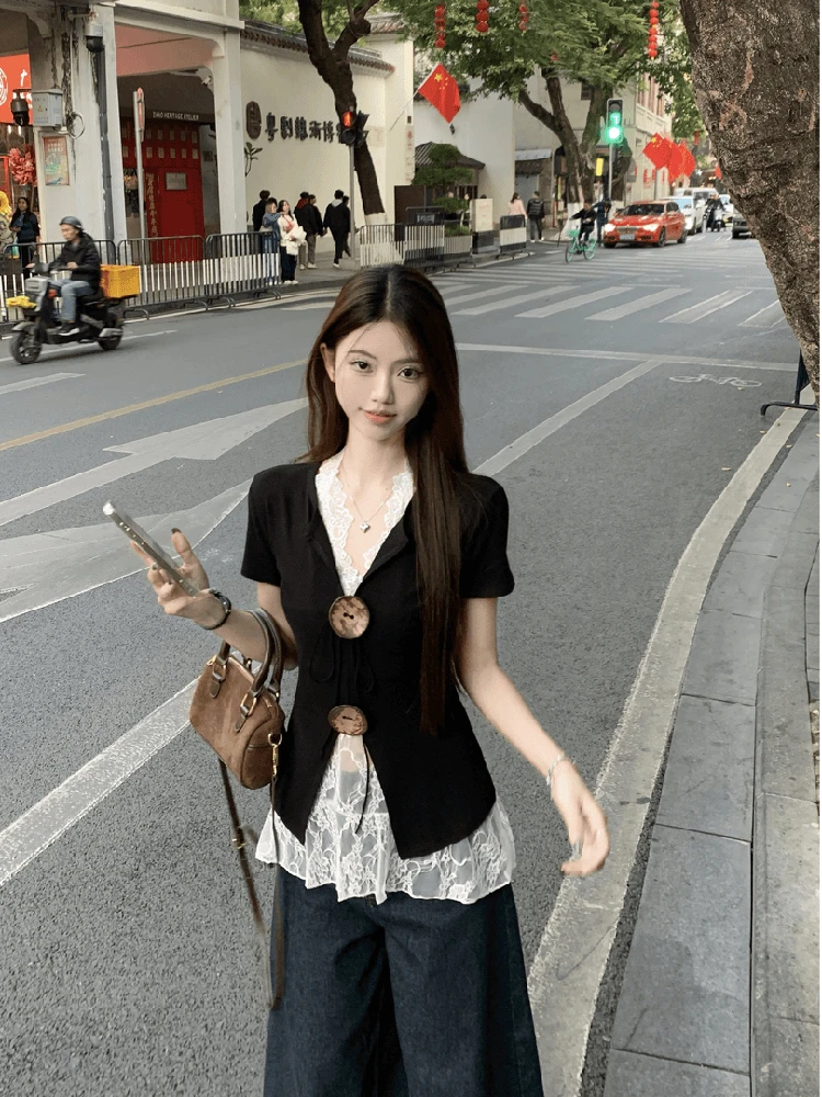 修身气质型上衣短袖V领T恤设计感高腰夏季袖收腰纯欲学院风女装