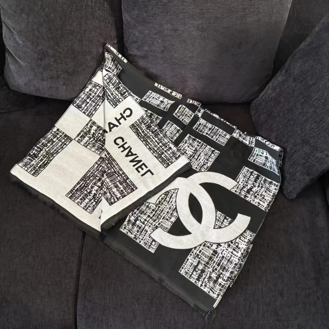 【佟掌柜专属】香奈儿长黑白灰花色化妆品会员赠品