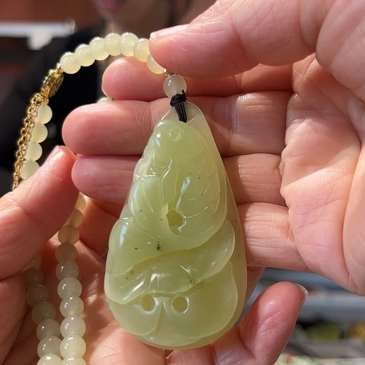 岫玉未镶嵌毛衣链