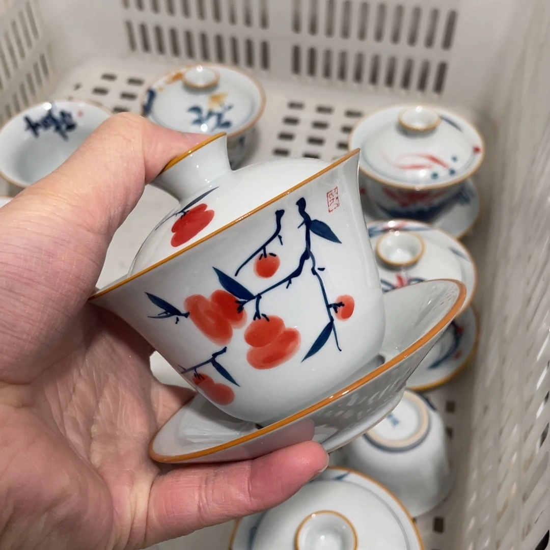 釉下手绘茶具，大瑕