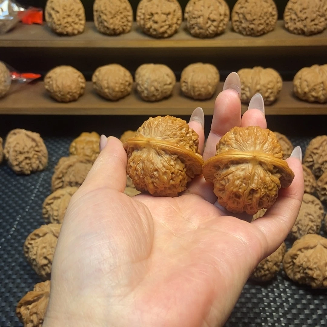 文玩核桃把件血麒麟42➕维修➕打底