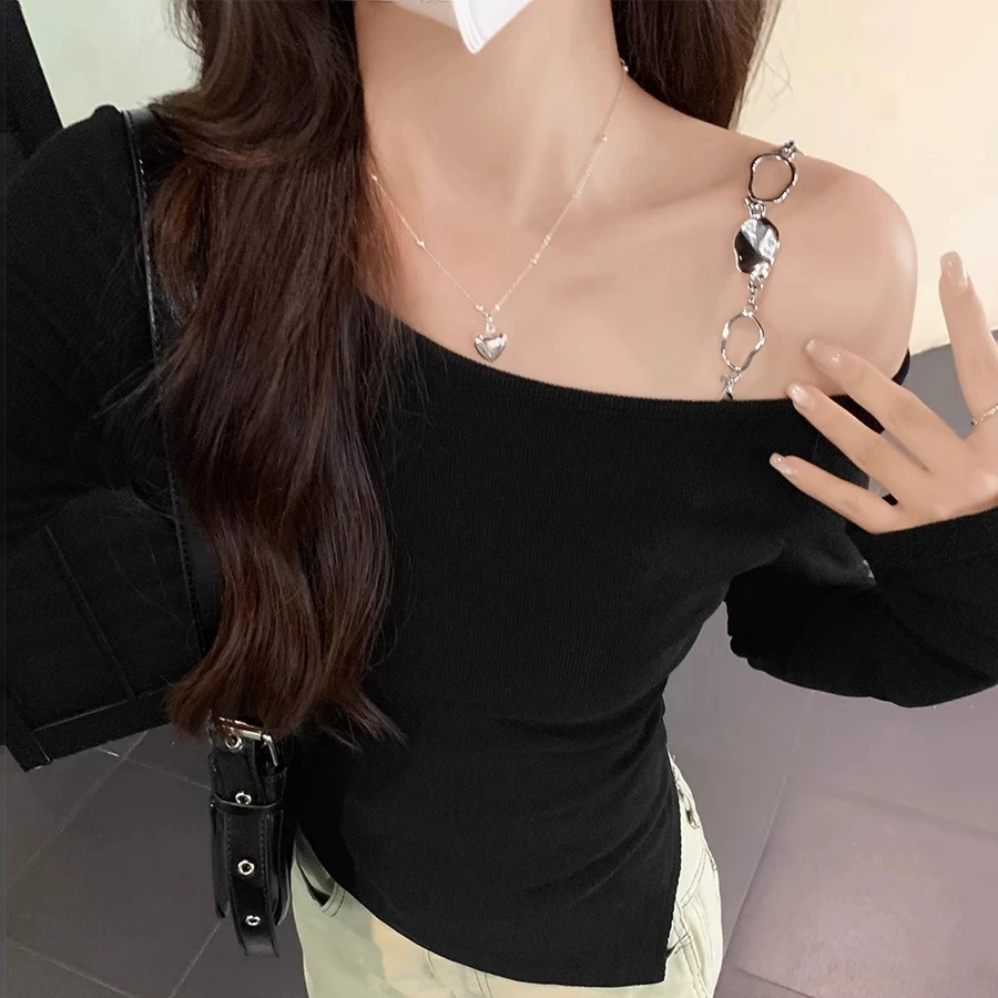 韩版气质显瘦高级感长袖t恤女早秋季打底衫斜肩链条百搭内搭上衣