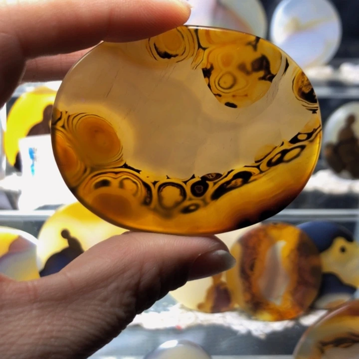 合金玛瑙/玉髓珠宝奇石65有瑕