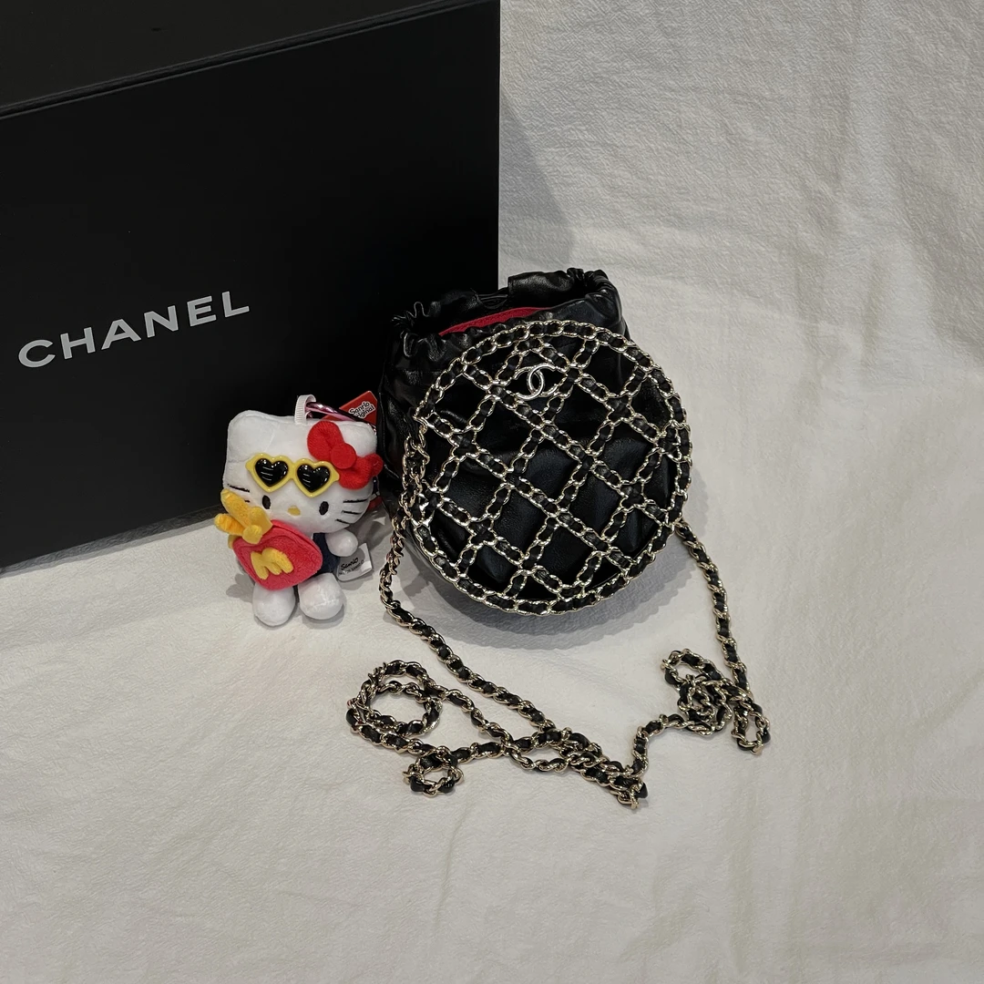 99新 Chanel/香奈儿 壹所奢品Chanel  22P 镂空 圆饼 黑金