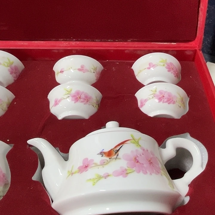 陶摆件景德镇陶瓷博物有限公司副总干事