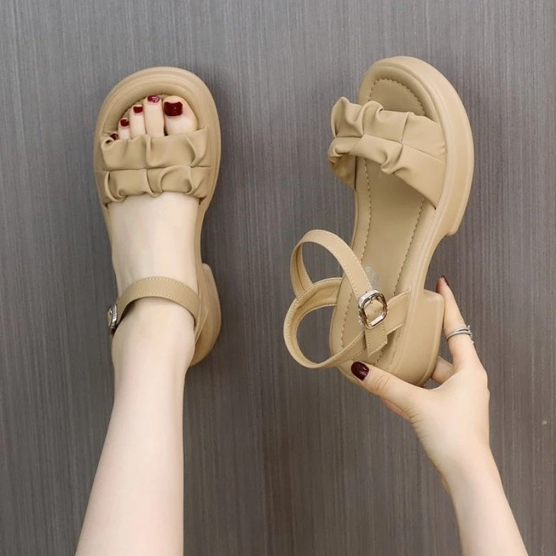 断码真皮厚底增高凉鞋女夏外穿2025新款仙女休闲百搭沙滩鞋懒人鞋