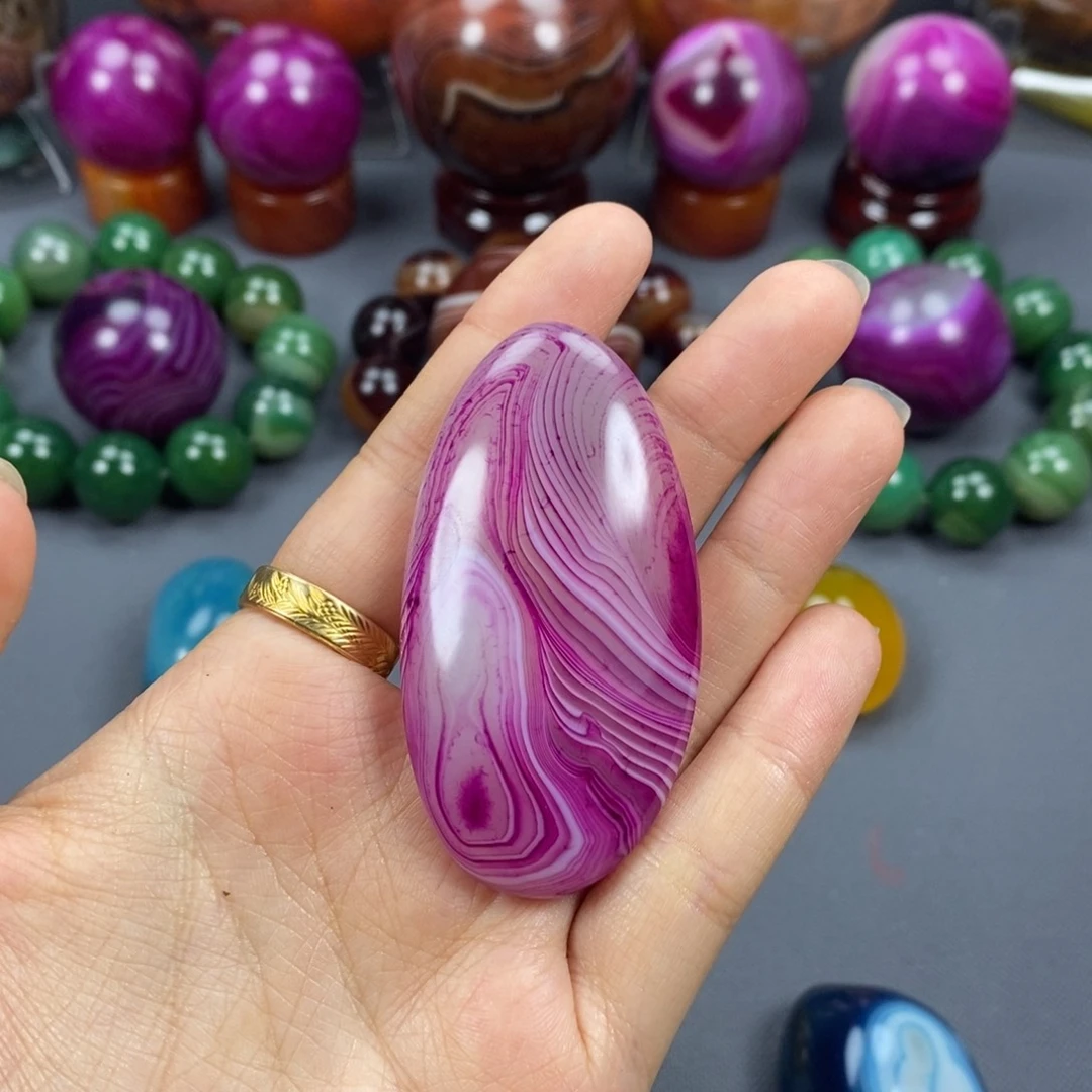 未镶嵌玛瑙/玉髓珠宝奇石从**始