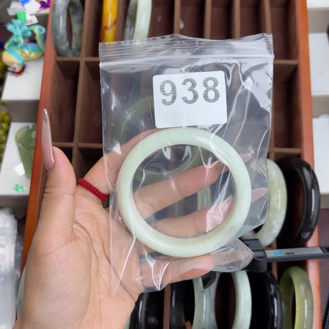 未镶嵌蛇纹石玉手镯不****活