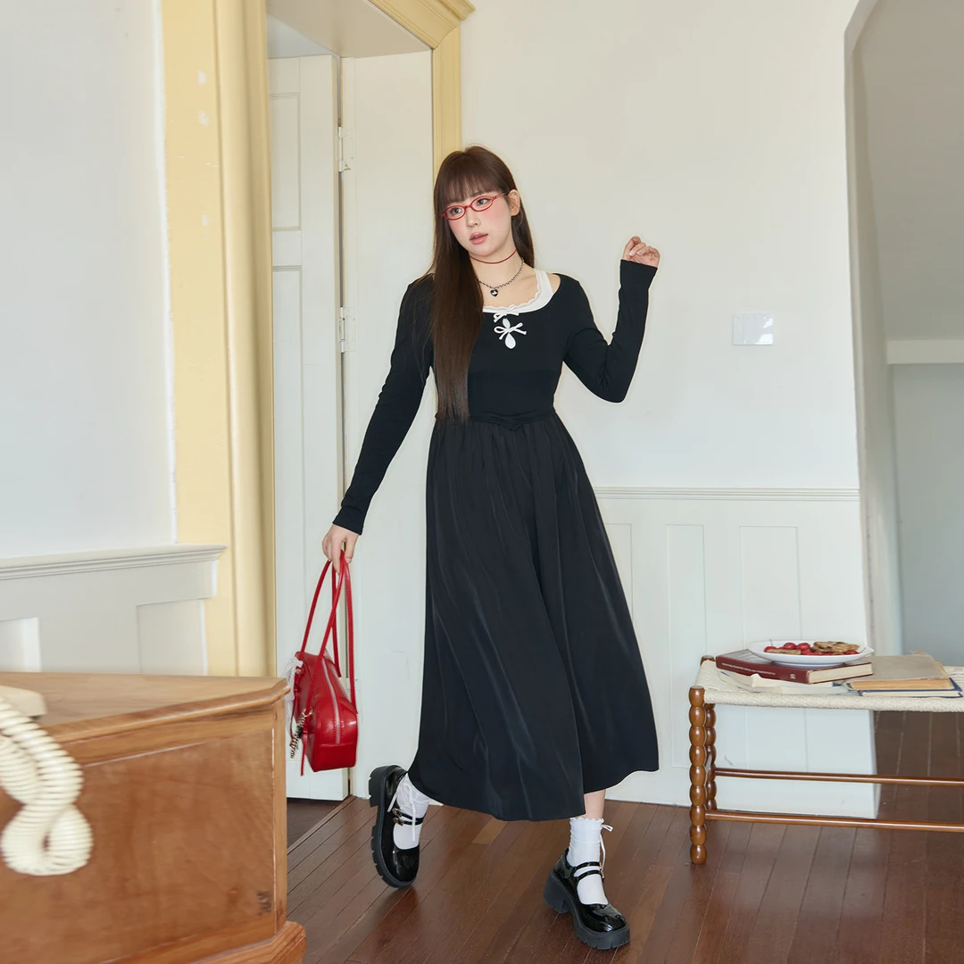 芋泥弹【赫本日记】大码女装微胖妹妹显瘦法式蕾丝假两件黑色连衣裙