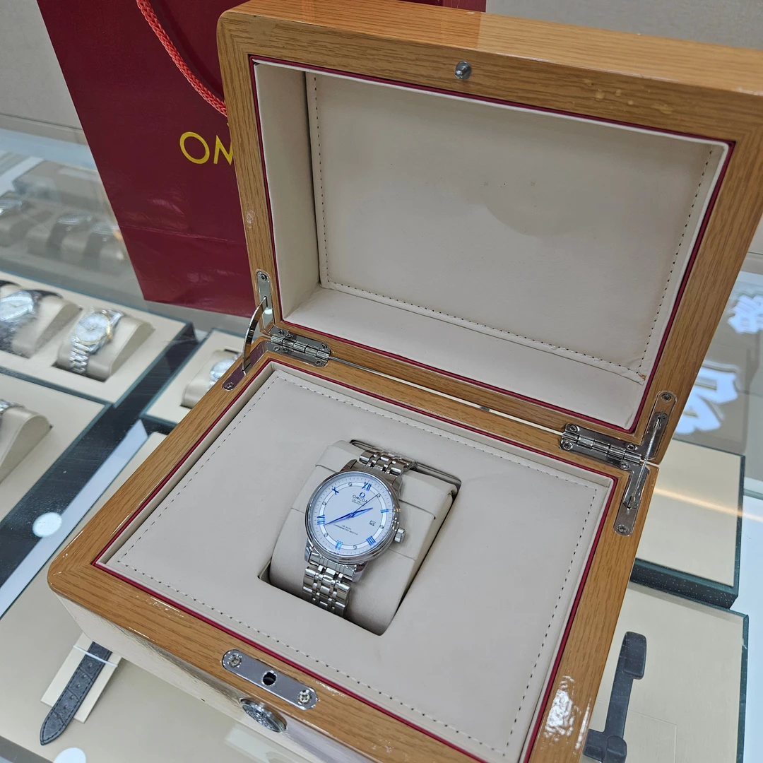 全新/OMCDA/蝶飞 系列/白盘/全自动机械表/42MM/国内全套/DZ7