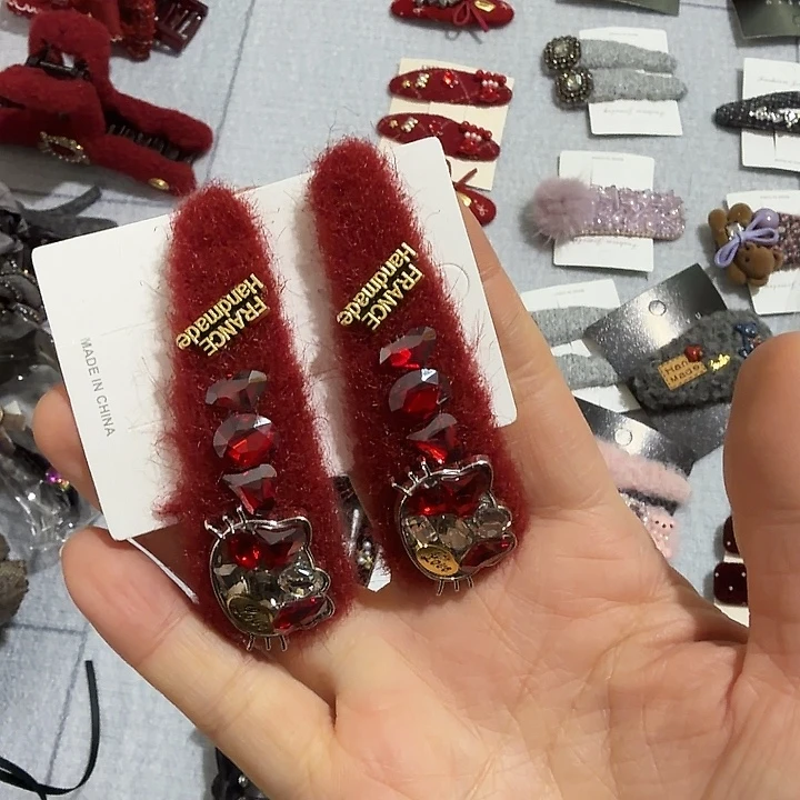 布艺铁合金拜拜-1