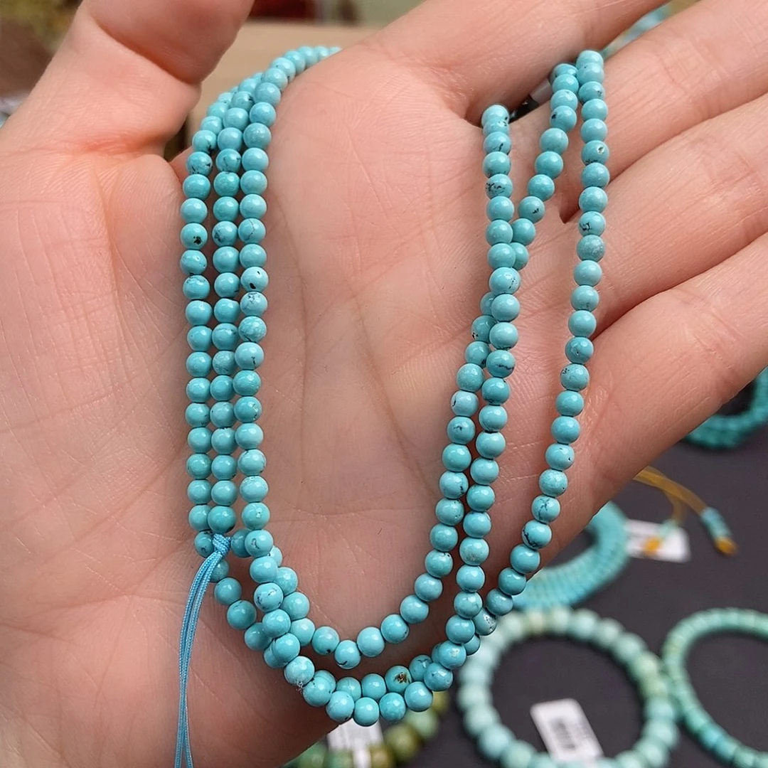 绿松石配饰未镶嵌