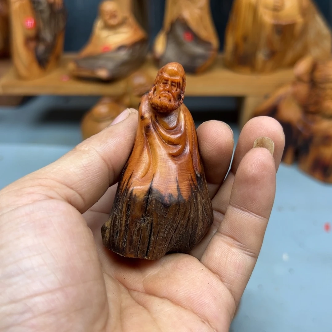 筑***者木崖柏木摆件手把件