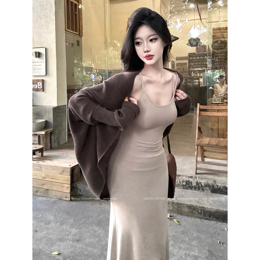现货LIBA淡人系/慵懒风蝙蝠袖外套+温柔气质显瘦吊带裙两件套1809