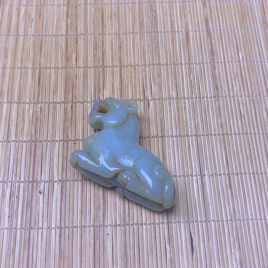 未镶嵌和田玉把件