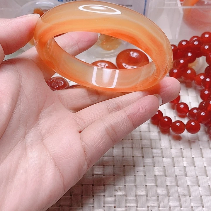 玛瑙/玉髓未镶嵌手镯