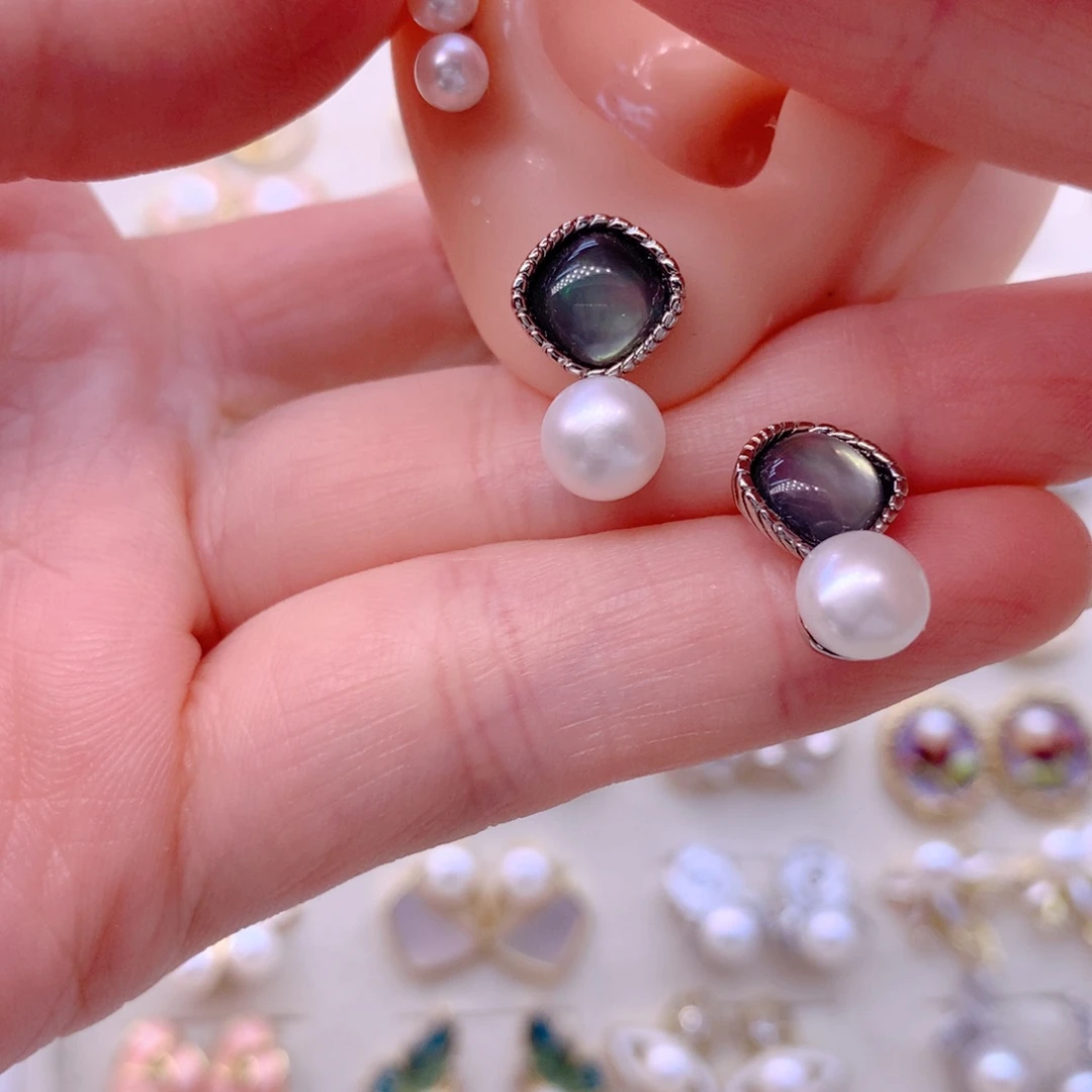 合金淡水珍珠耳饰