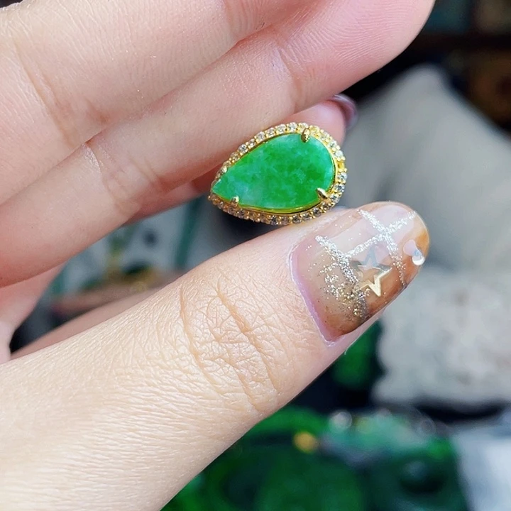 翡翠银S925镶嵌颈饰多样性