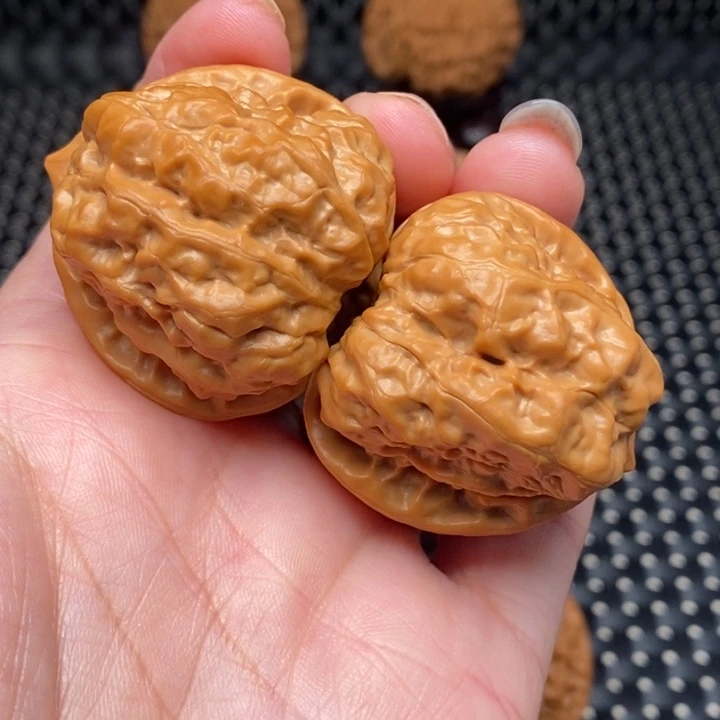 文玩核桃吊坠8蛙38.5度42