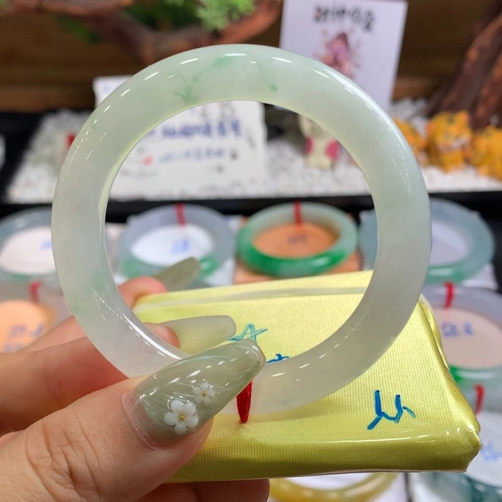 翡翠手镯未镶嵌2号推荐