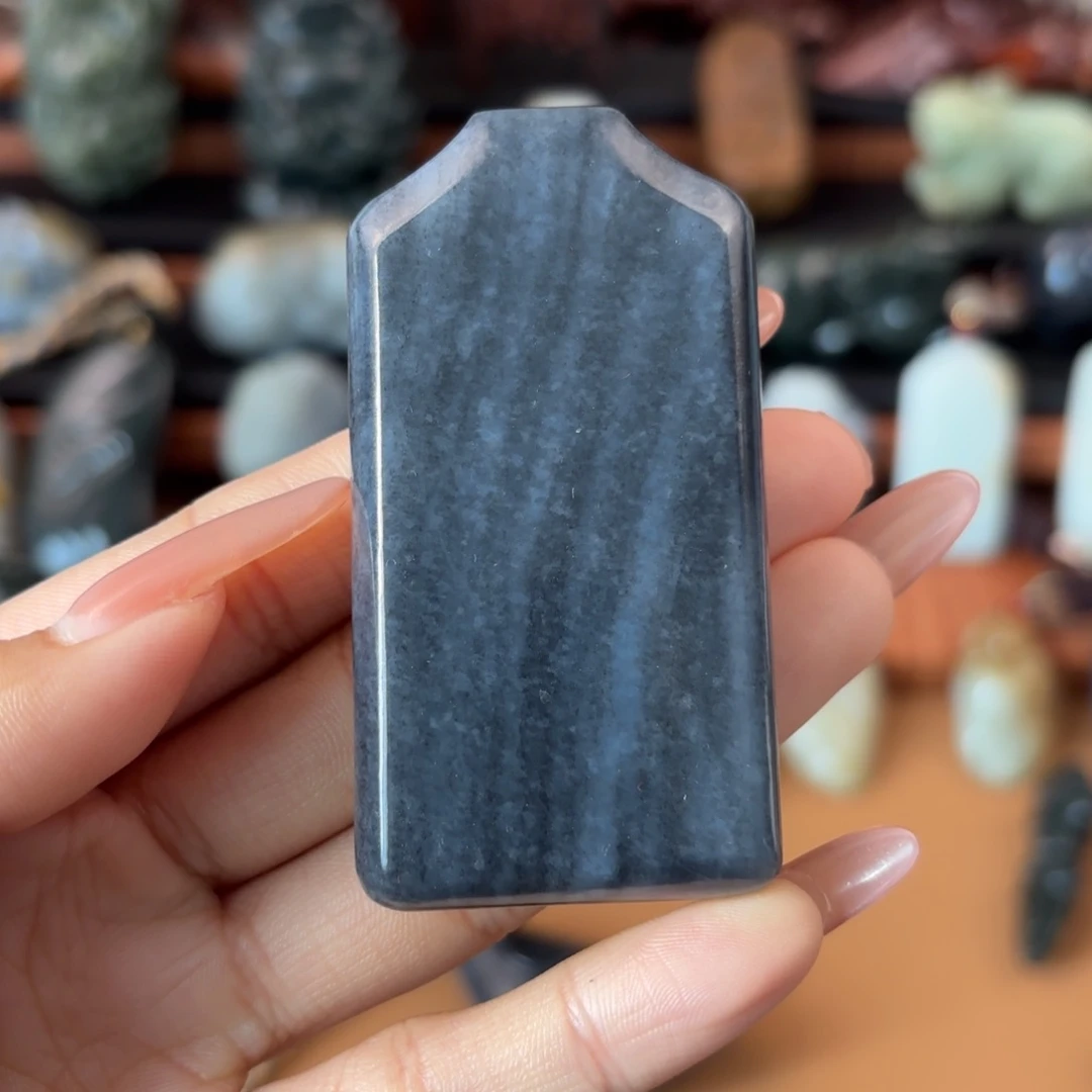 冷***峻和田玉未镶嵌挂件