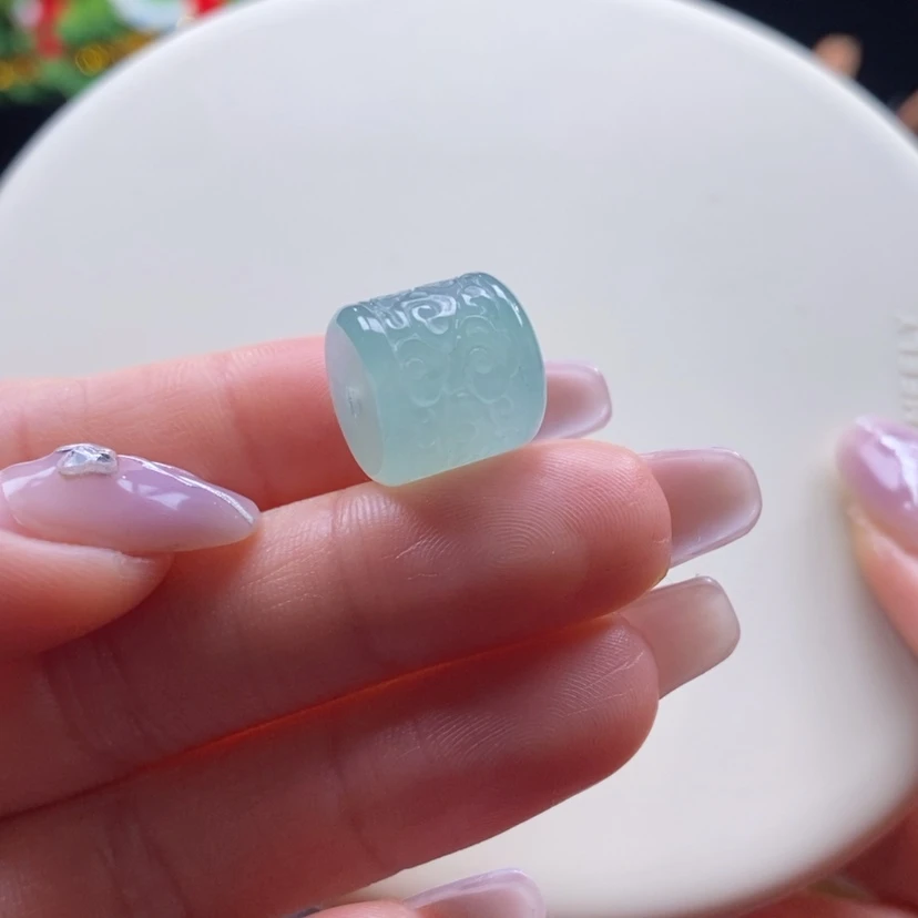 【闪购商品】翡翠颈饰未镶嵌翡翠冰晴阳雕刻桶珠