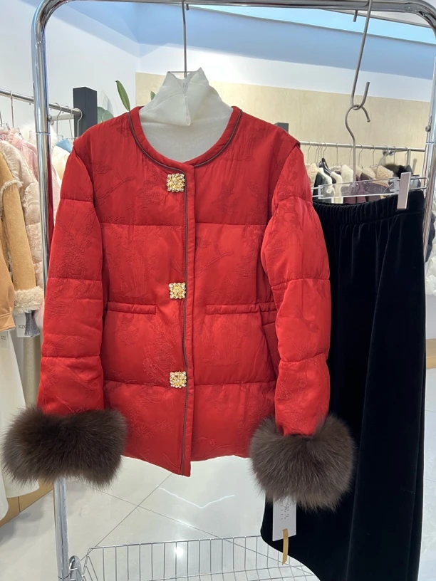 88225-国风浮雕真毛羽绒服时尚圆领百搭休闲