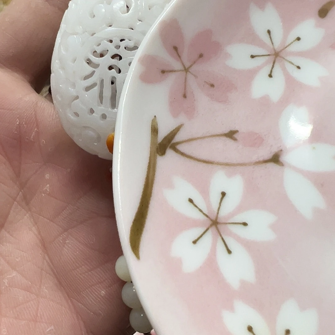 瓷片瓷器瓷器中还是