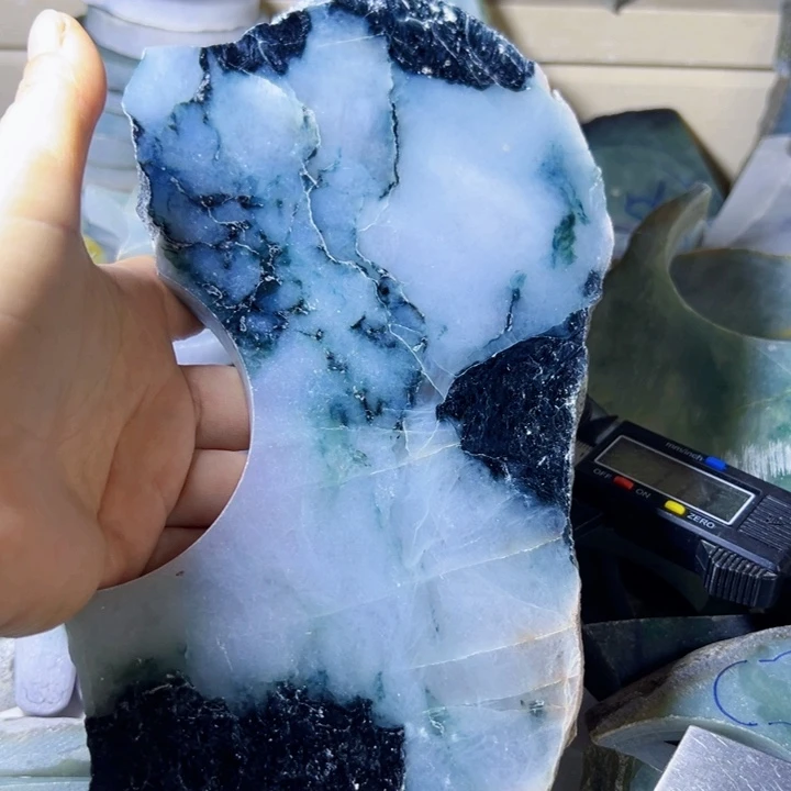 颈饰未镶嵌翡翠爱****恒