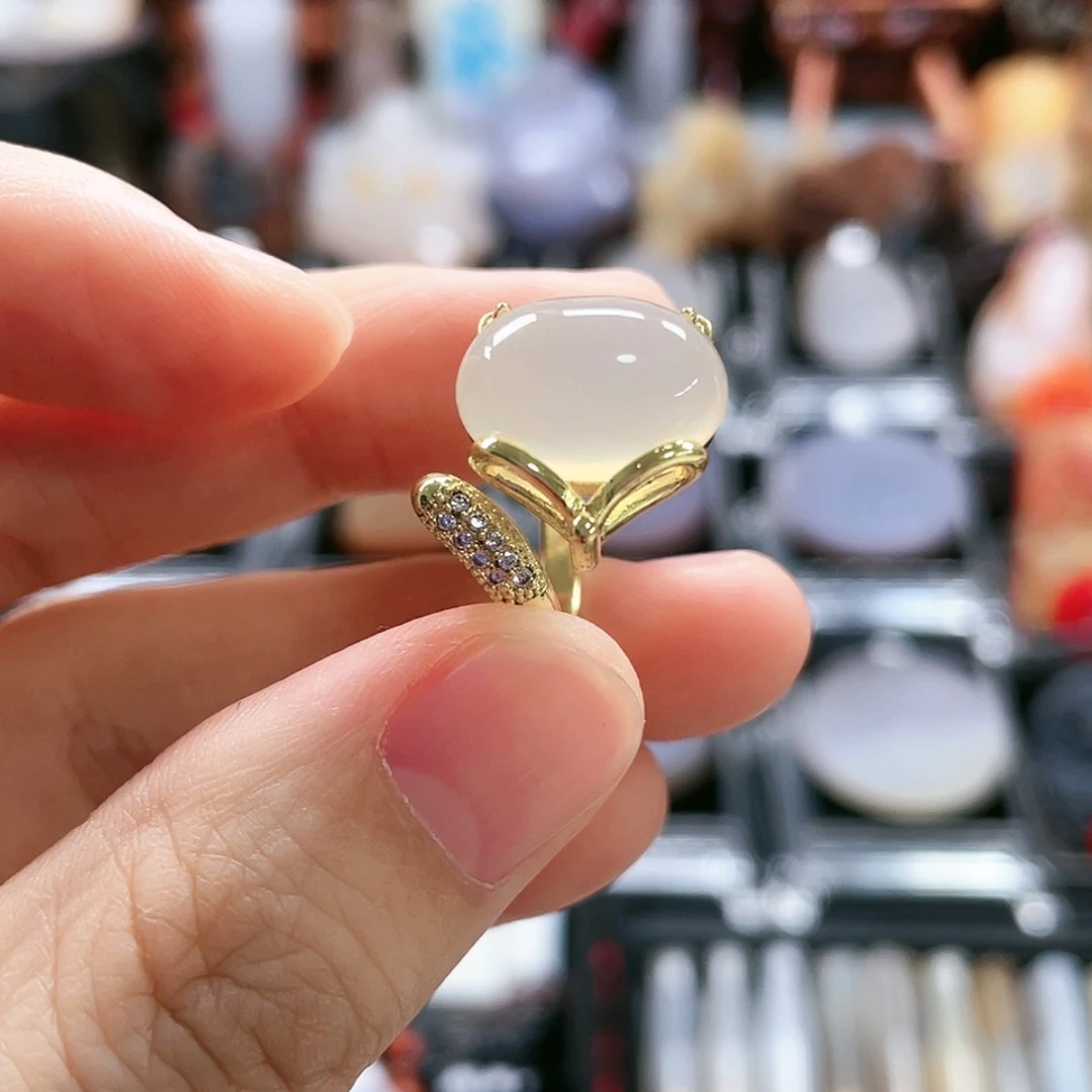 【闪购商品】玛瑙/玉髓未镶嵌珠宝半成品寂**享