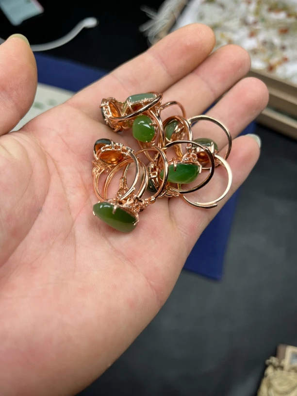 天然和田玉戒指手工多样性发一