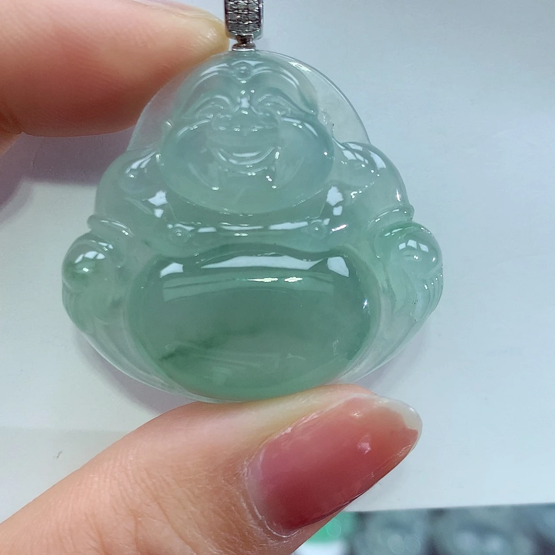 翡翠18K金镶嵌颈饰佛公
