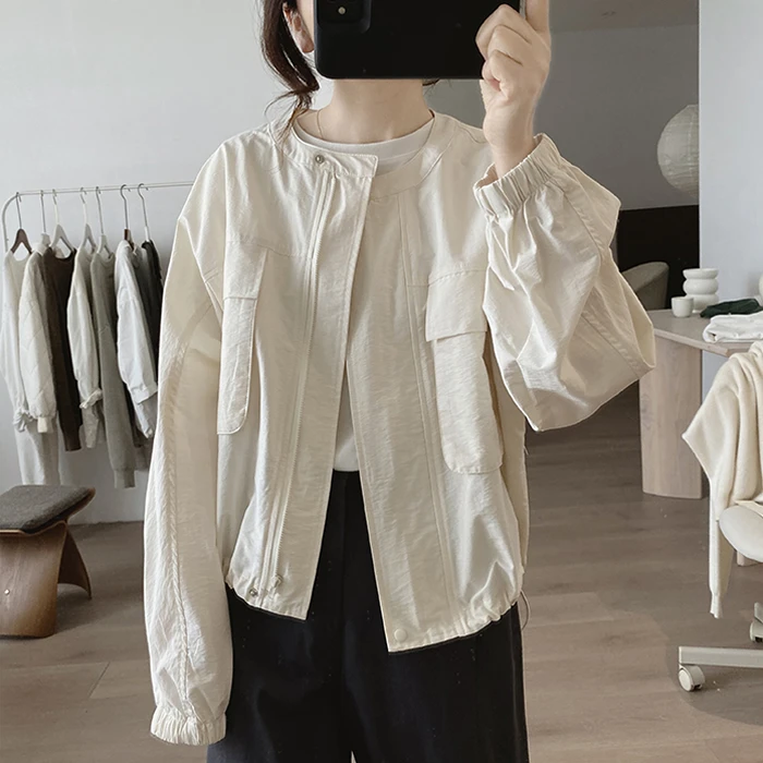 春季新款圆领薄外套女式宽松显瘦韩版简约百搭设计感减龄口袋上衣