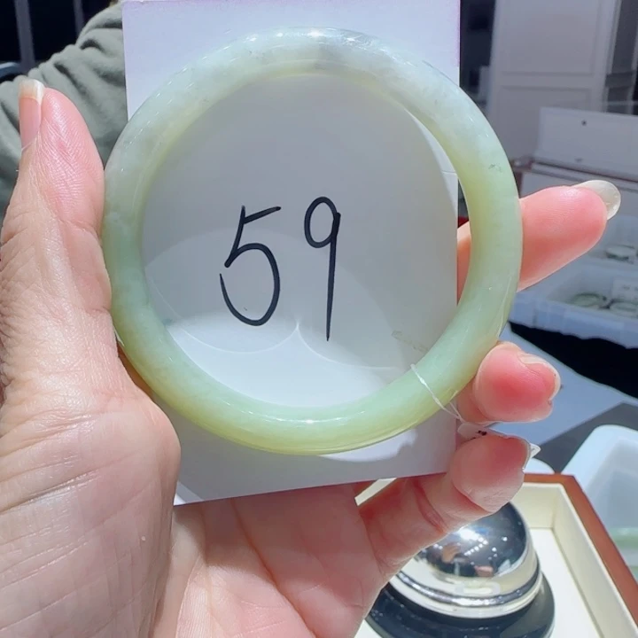 和田玉未镶嵌手镯605