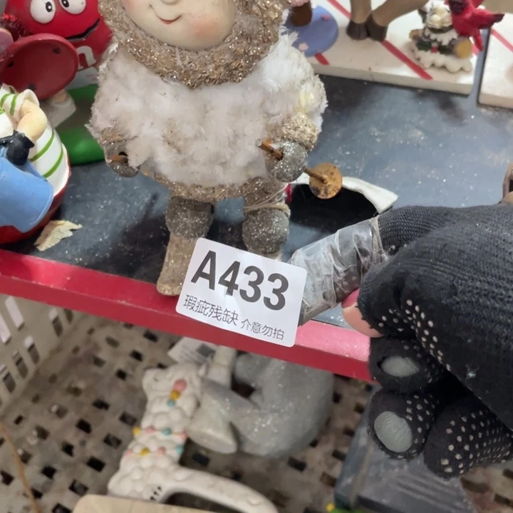 摆件君*?孤品老货微瑕瓷