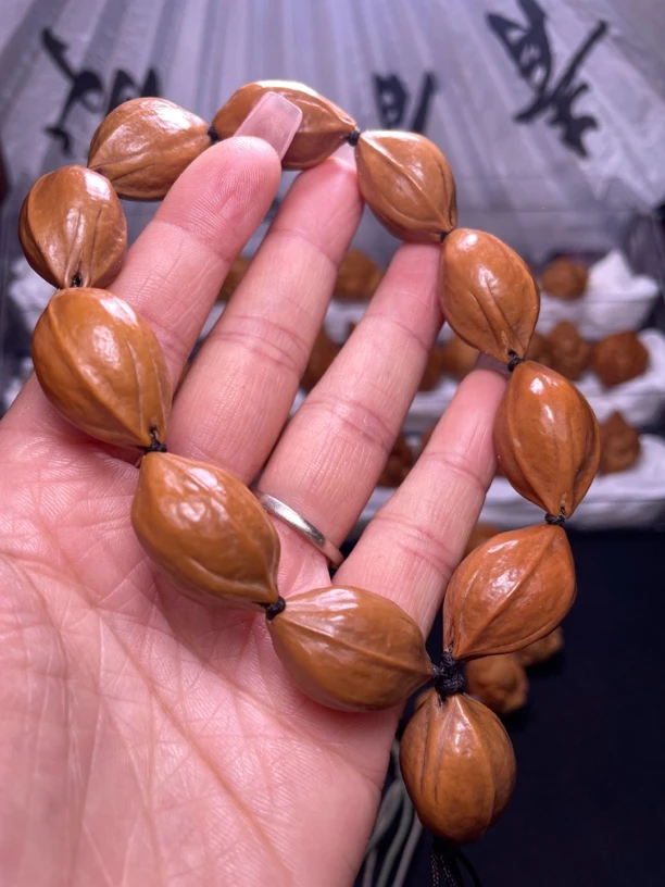 梅林铁核手串1.7x2.6左右