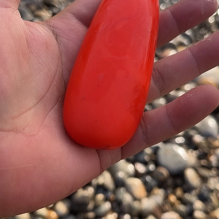 和田玉（糖玉）未镶嵌珠宝奇石