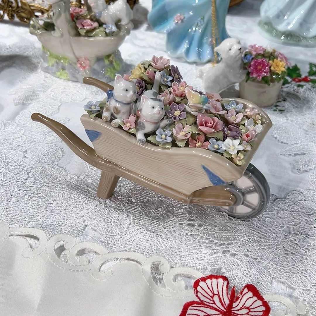 陶瓷0135福利两只猫咪花车