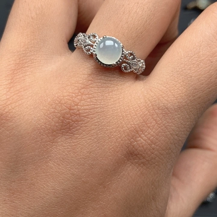 翡翠未镶嵌戒指戒指