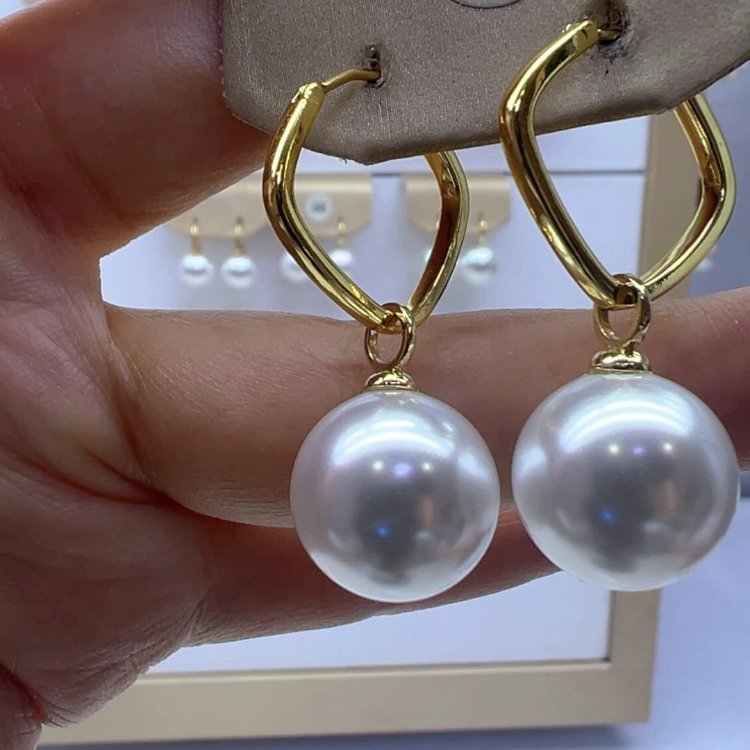 未镶嵌淡水珍珠耳饰