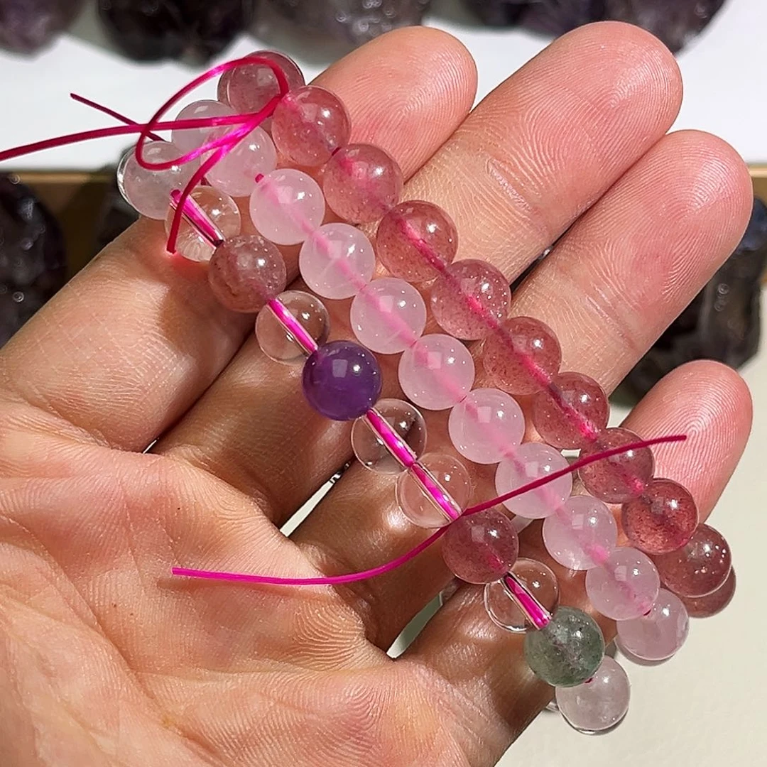 石材多宝草莓晶粉水晶