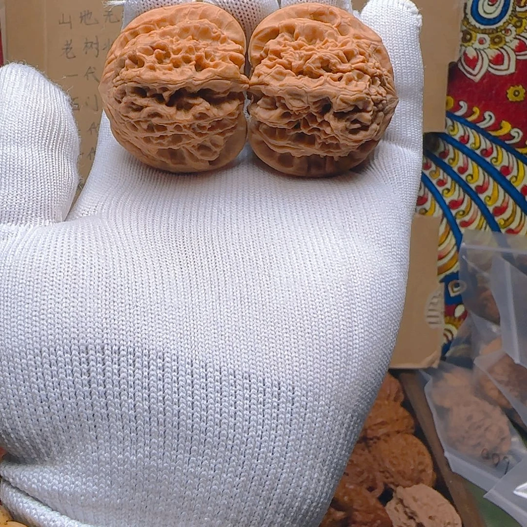 文玩核桃把件一代龙洞峪